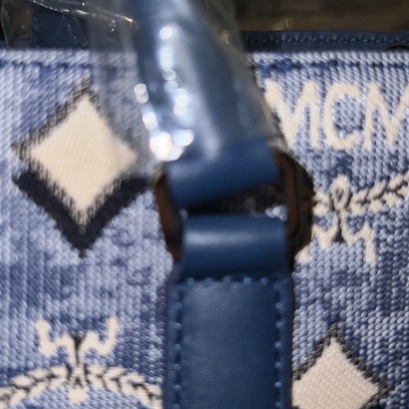 MCM Monogram Tote - Picture 4 of 9